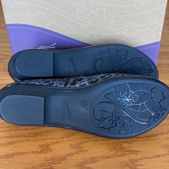 NEW Dansko Oksana Cheetah Hair Calf Size 41 - Picture 3 of 3